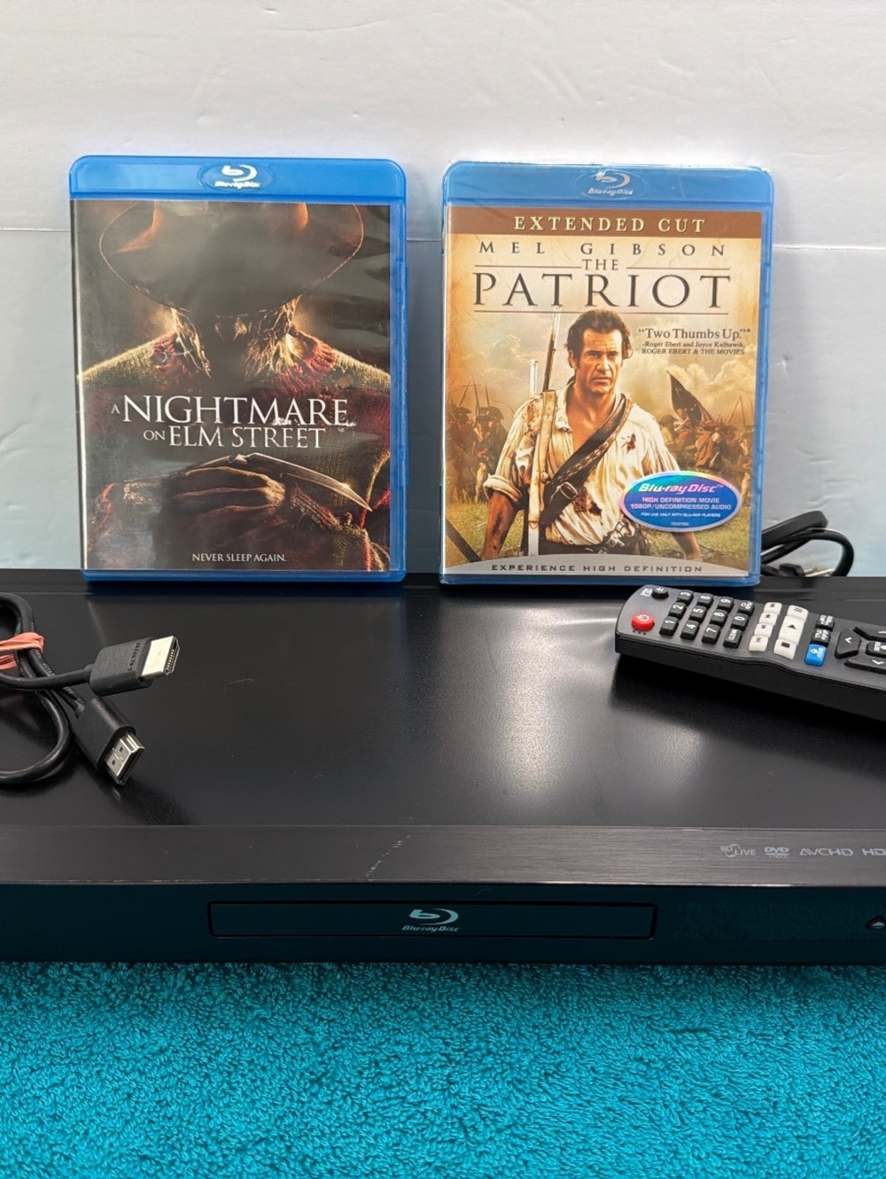 LG Blu-ray Player BD640 w/ Remote and HDMI Cable, Includes 2 Blu-ray Movies